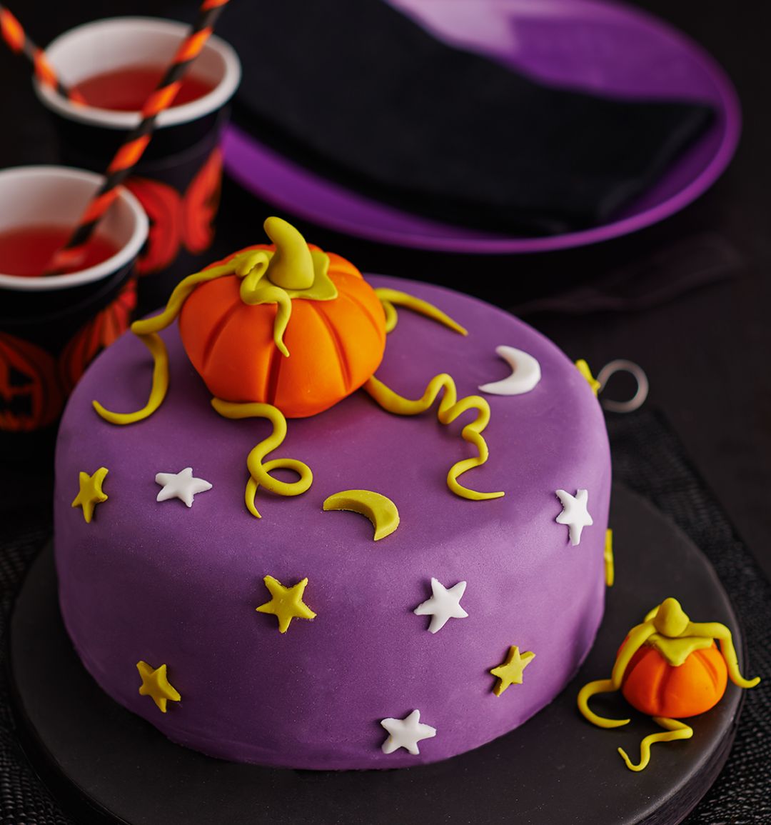 Spiced chocolate cake