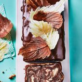 Marbled chocolate feather cake