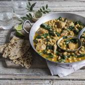 Sri Lankan chicken and chickpea curry