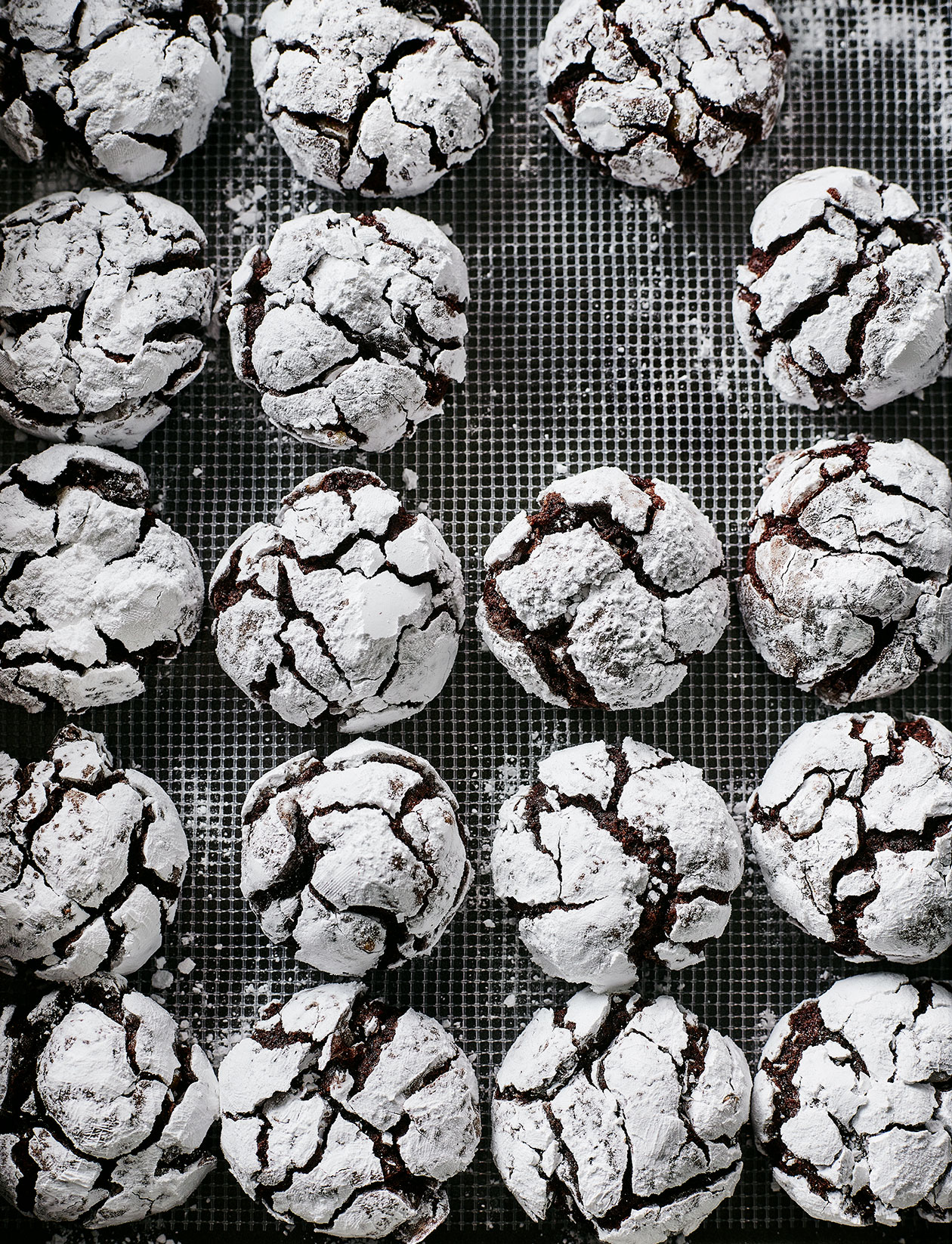 Brownie crinkle outlet cookies