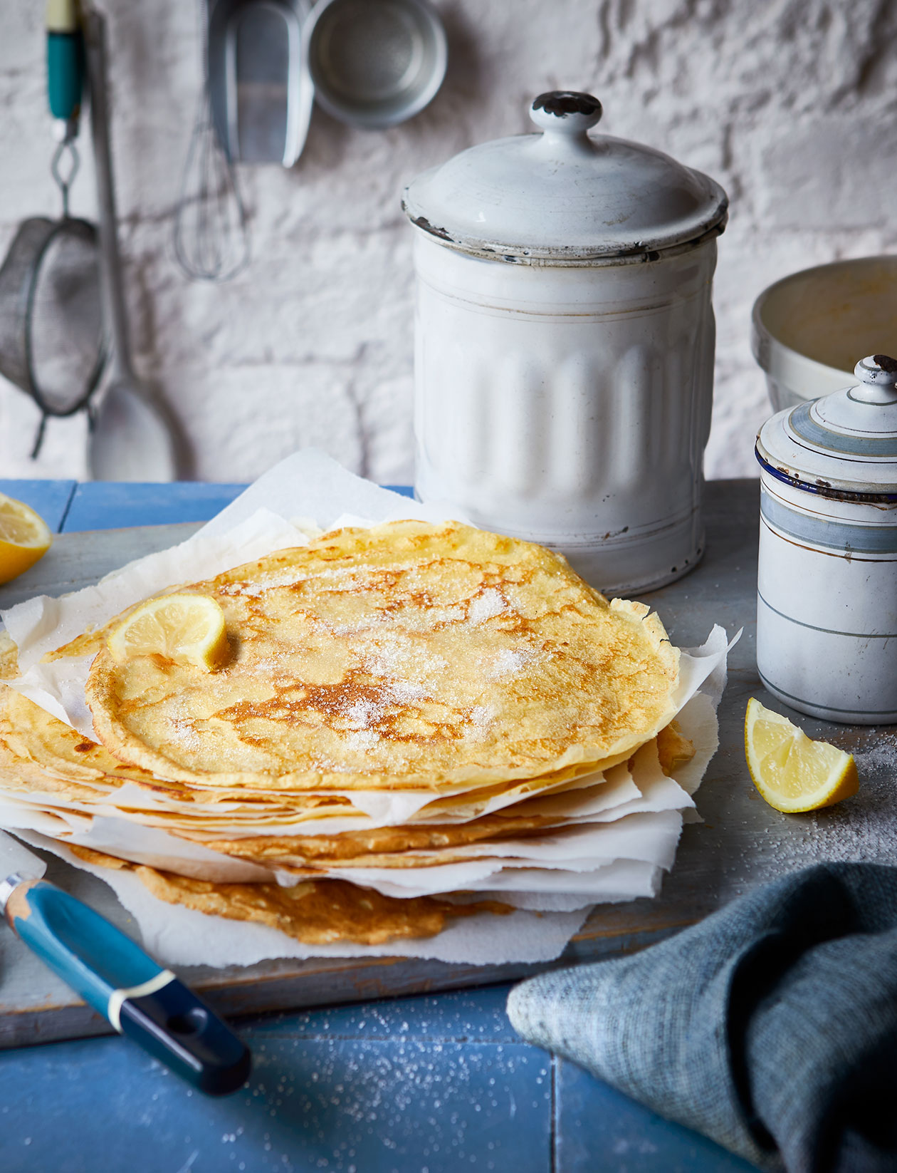 Basic pancake recipe: How to make pancakes | Sainsbury`s Magazine