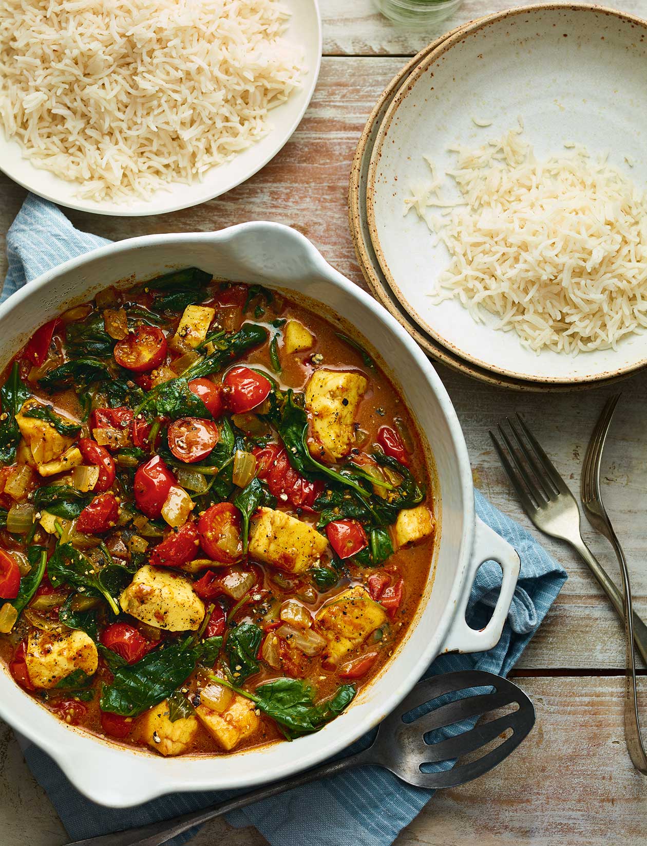 halloumi-and-spinach-curry-recipe-sainsbury-s-magazine