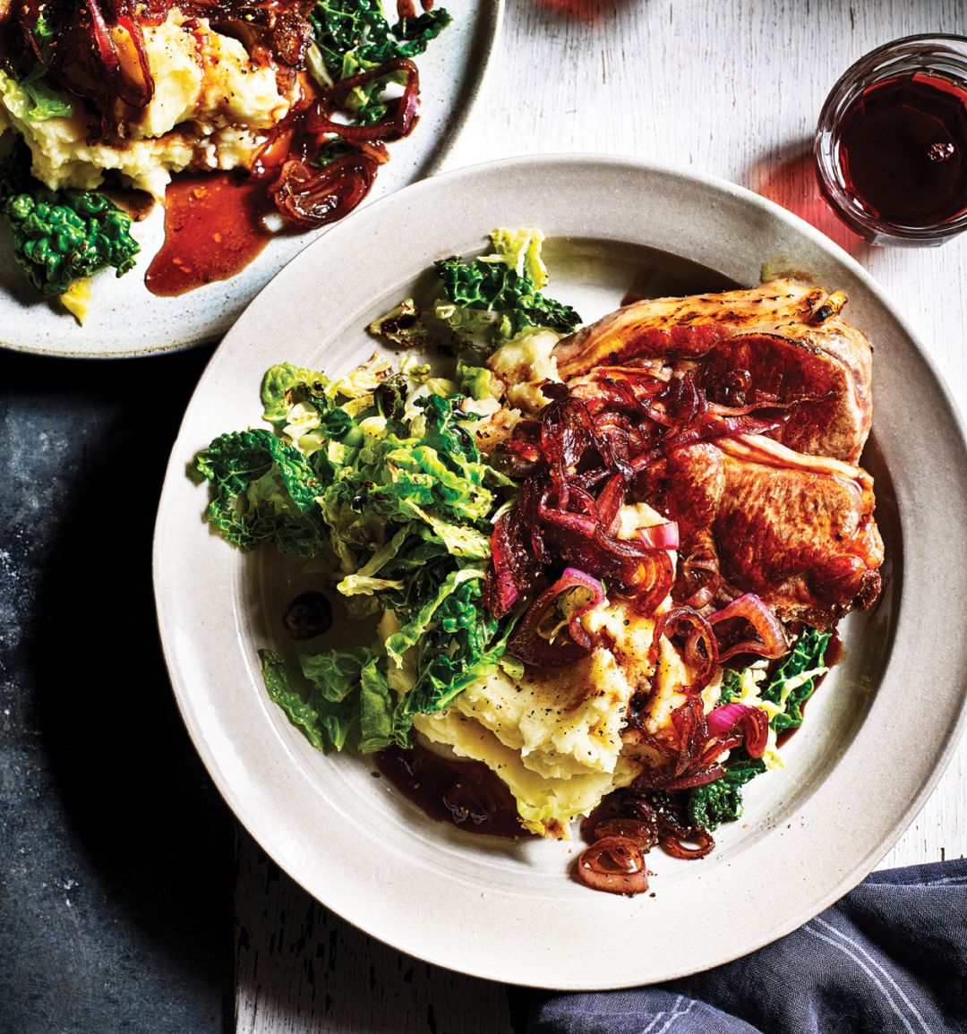 Lamb chops with balsamic onions and mash
