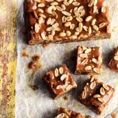 'Snickers' brownies