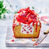 Strawberry cheesecake loaf
