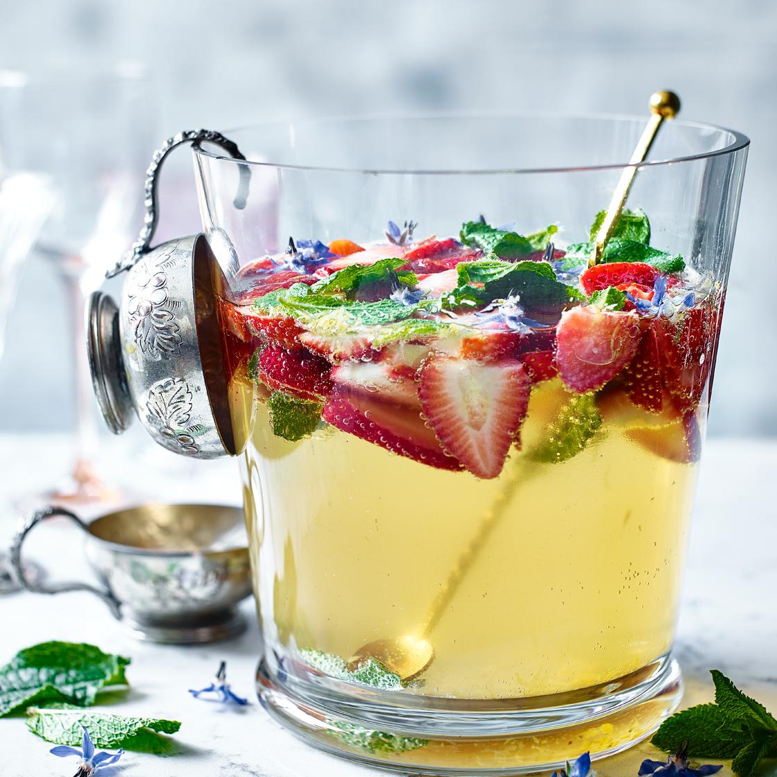 Image of Borage and strawberries bowl