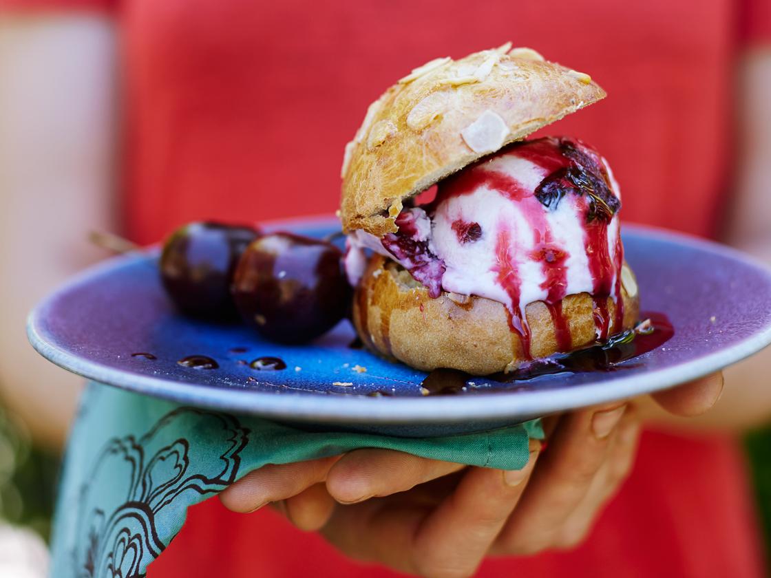 Orange Cardamom And Almond Brioche Buns Sainsbury S Magazine