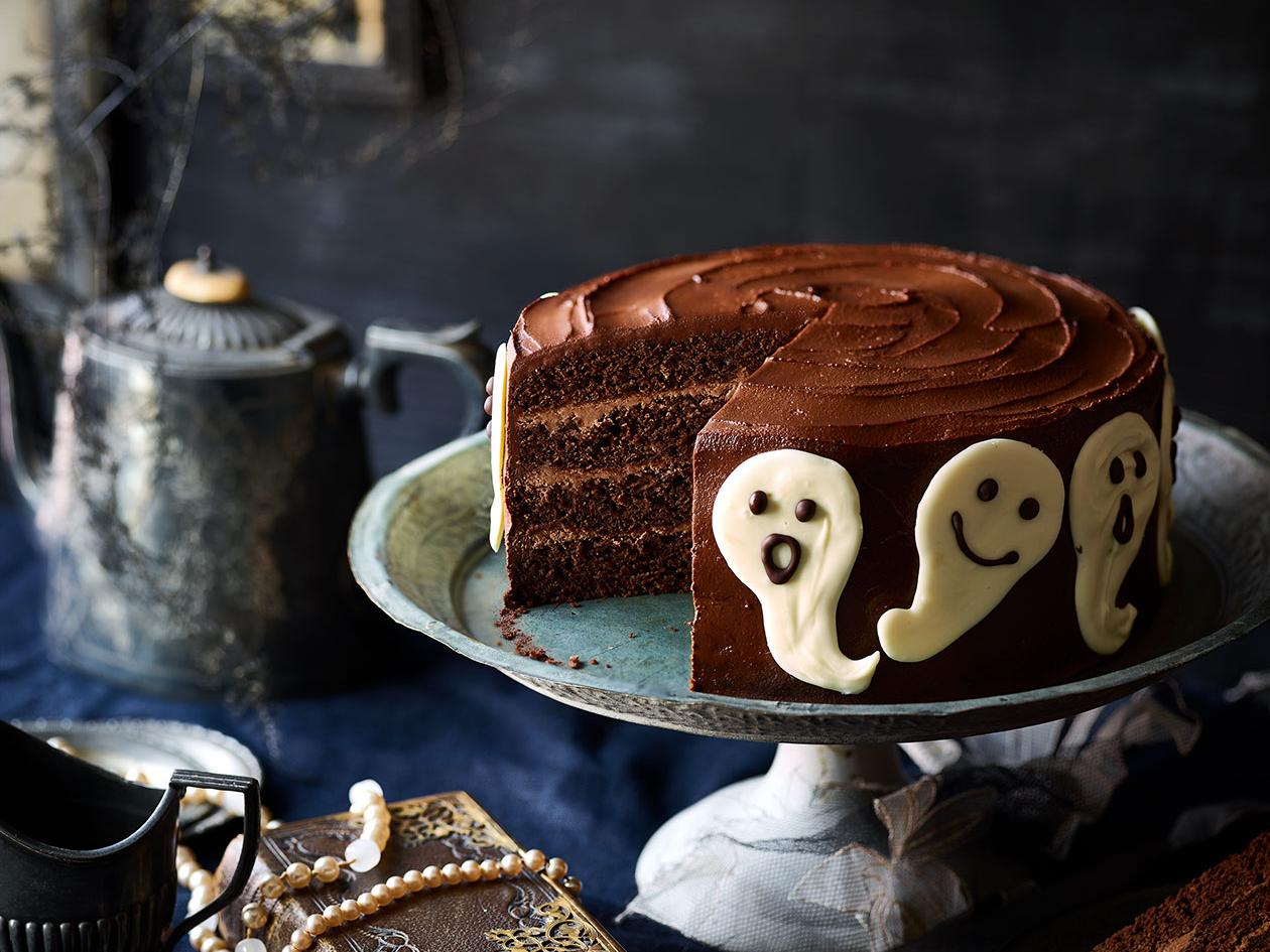 Halloween Chocolate Orange Ghost Cake Recipe | Dr. Oetker