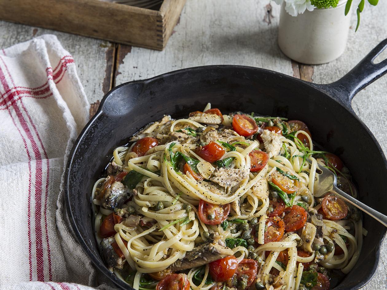 Sardine and tomato spaghetti recipe | Sainsbury`s Magazine