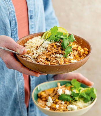 Zesty white chilli con pollo