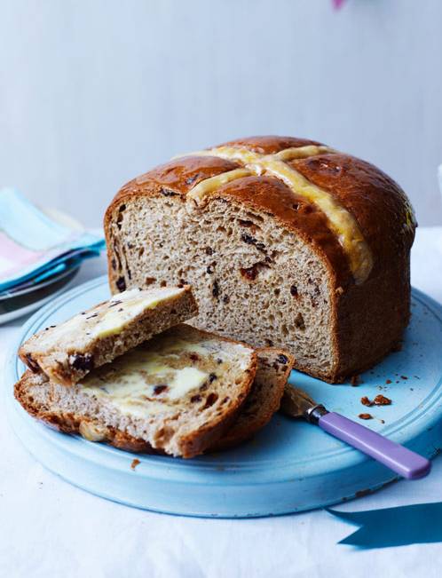 Hot cross bun loaf | Sainsbury's Magazine