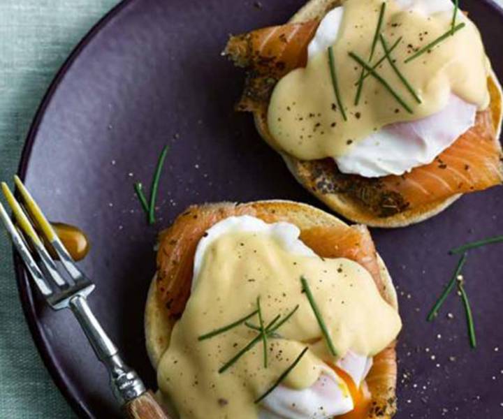 How to poach an egg
