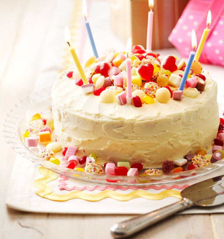 Details 86+ sainsburys birthday cakes to order super hot - in.daotaonec