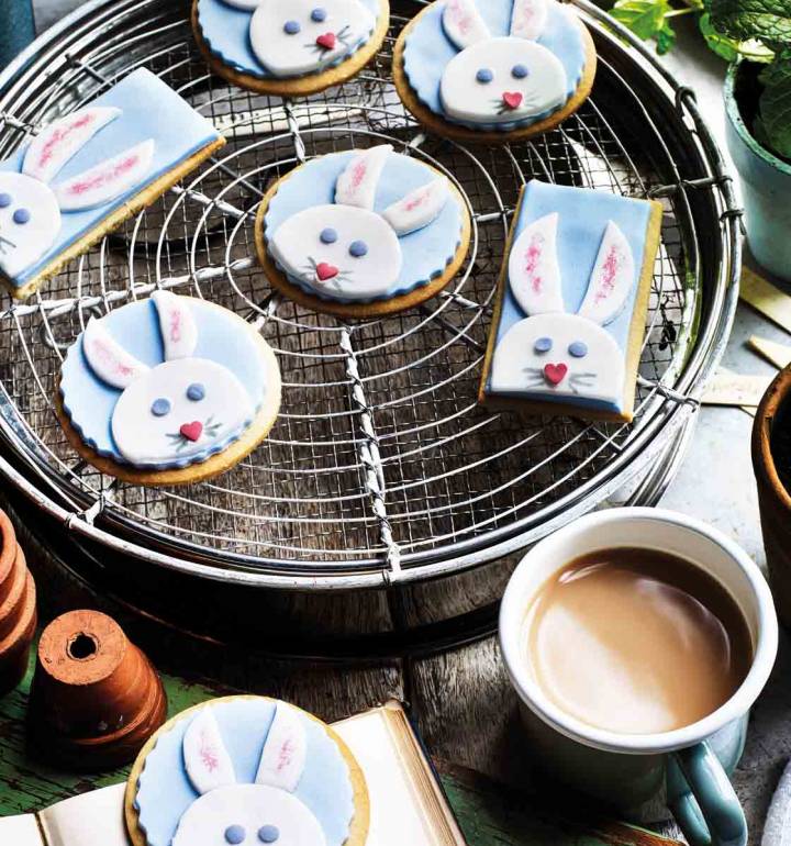 Easter bunny biscuits