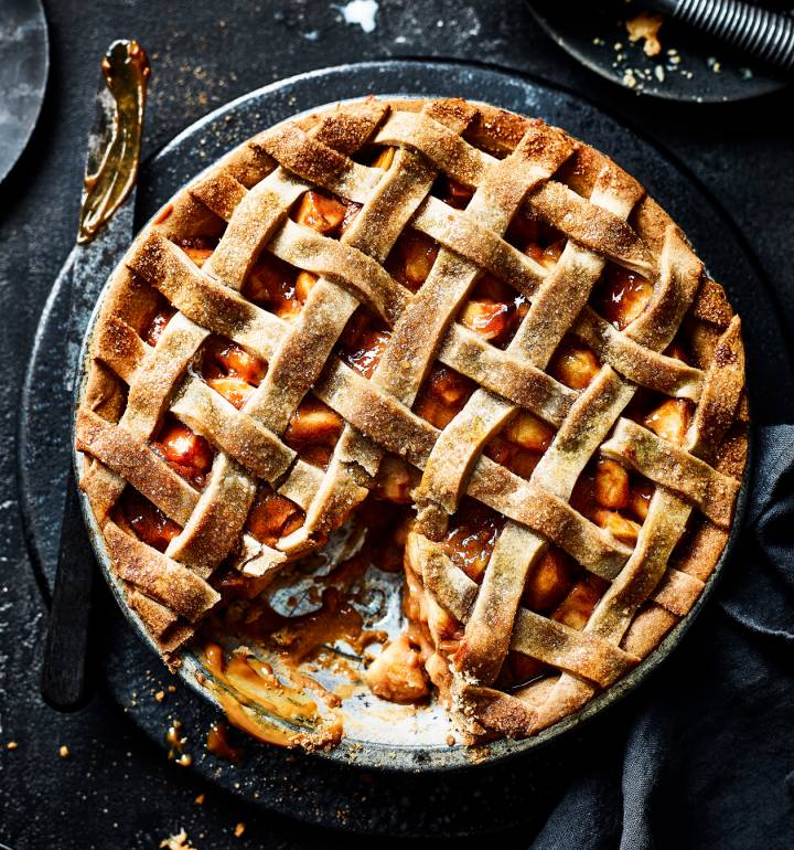Toffee apple pie