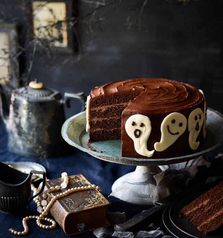 Spiced chocolate ghost cake recipe | Sainsbury`s Magazine