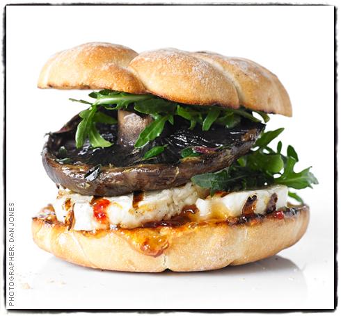 garlic-mushroom-and-halloumi-burger.jpg
